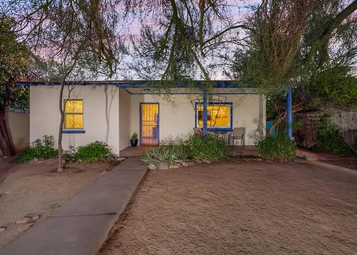 Holiday home Close To Ua And Banner, Outdoor Space, 2 Bedroom 2 Ba Tucson