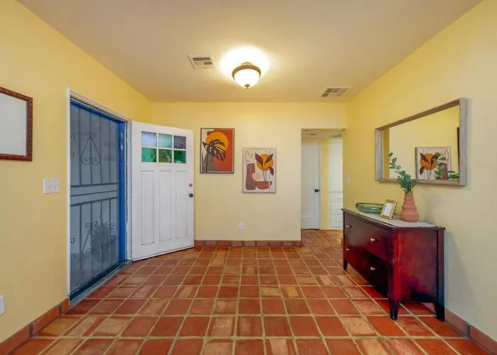 Close To Ua And Banner, Outdoor Space, 2 Bedroom 2 Ba Holiday home Tucson